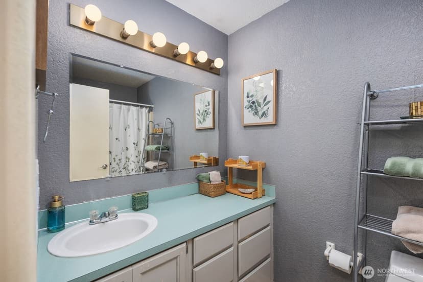 Property photo for 2971 39th Avenue NE, Tacoma photo 17