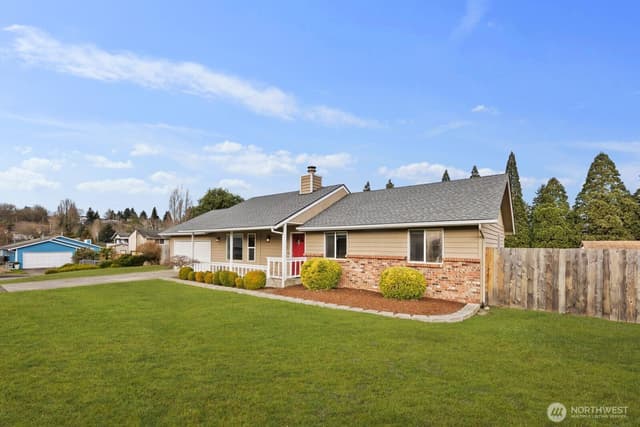 Property photo for 2971 39th Avenue NE, Tacoma photo 3