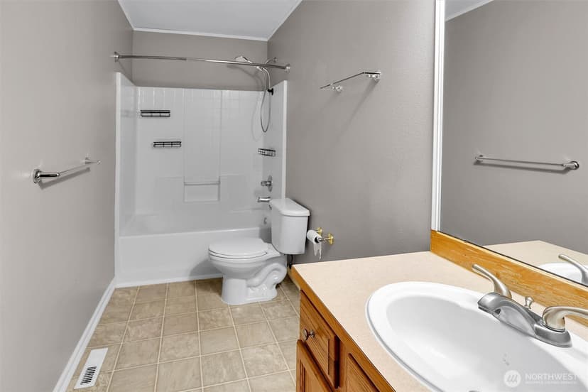 Property photo for 831 SW 364th Place, Federal Way photo 37