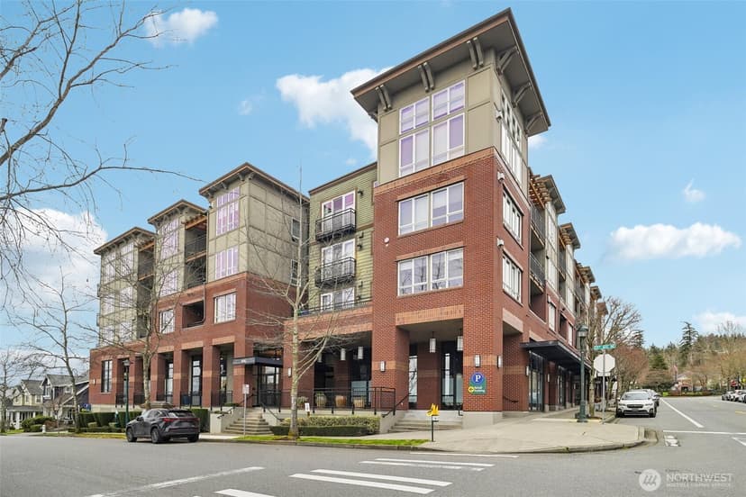 Property photo for 1886 25th Avenue NE #101, Issaquah