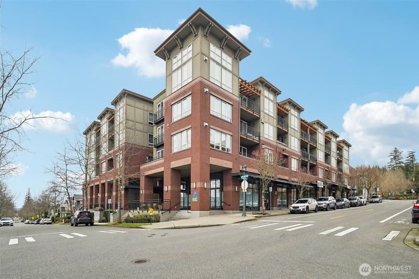 Property photo for 1886 25th Avenue NE #101, Issaquah photo 15