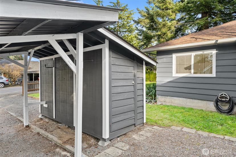 Property photo for 112 Barbara Lane, Everett photo 22