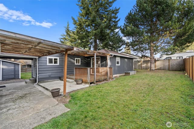 Property photo for 112 Barbara Lane, Everett photo 2