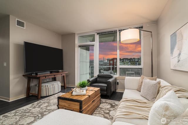 Property photo for 1515 Dock Street #522, Tacoma photo 5