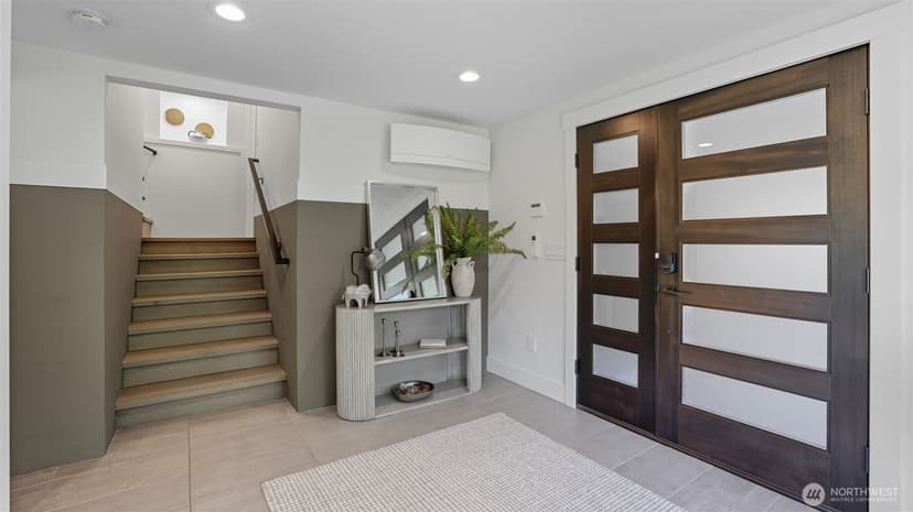 Property photo for 4527 W Raye Street, Seattle photo 9