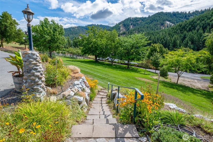 Property photo for 60 Eagle Place, Leavenworth photo 7