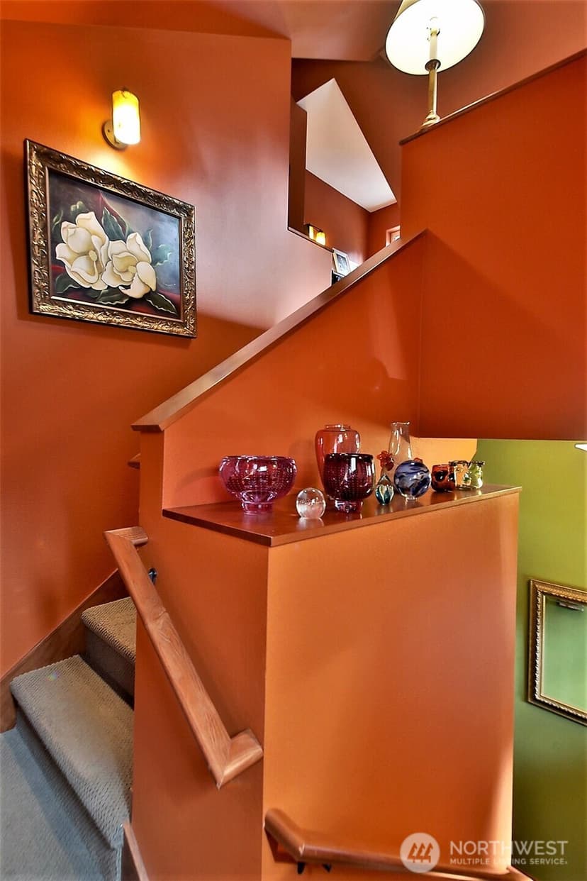Property photo for 240 Clover Court, Langley photo 18