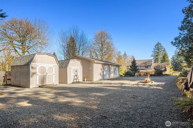 Property photo for 11007 W Lake Joy Drive NE, Carnation photo 3