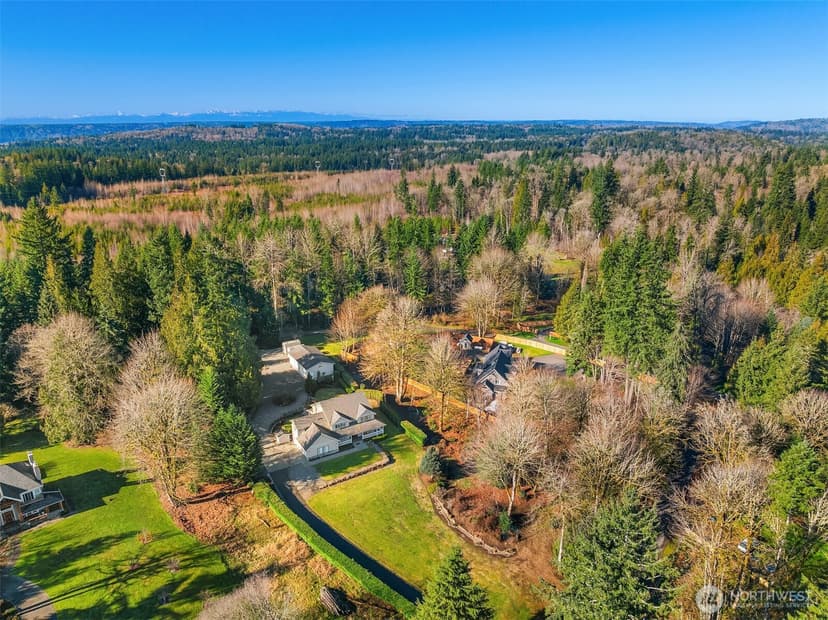 Property photo for 11007 W Lake Joy Drive NE, Carnation photo 33