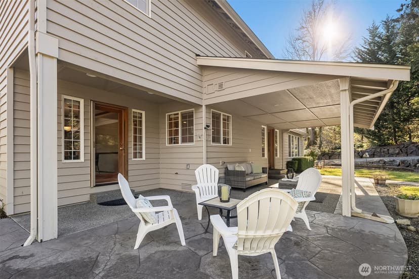 Property photo for 11007 W Lake Joy Drive NE, Carnation photo 23