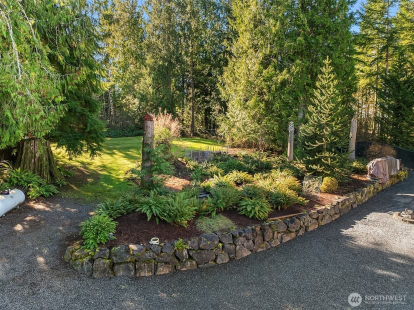 Property photo for 11007 W Lake Joy Drive NE, Carnation photo 30