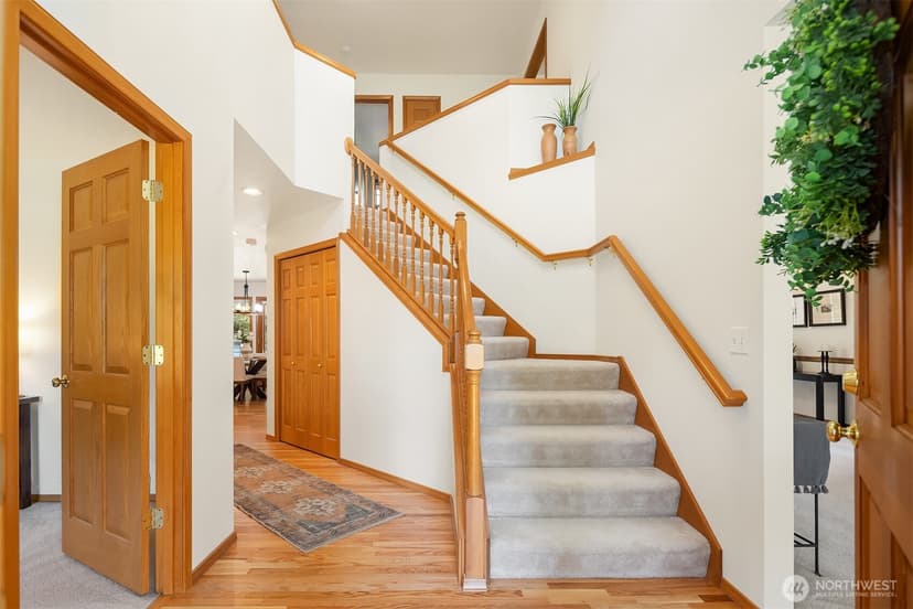 Property photo for 11007 W Lake Joy Drive NE, Carnation photo 14
