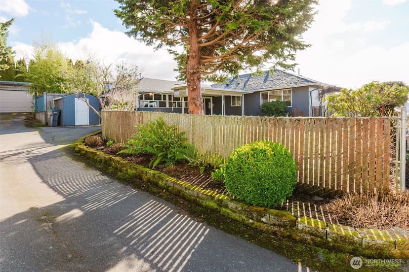 Property photo for 2110 E 17th Street, Bremerton photo 33