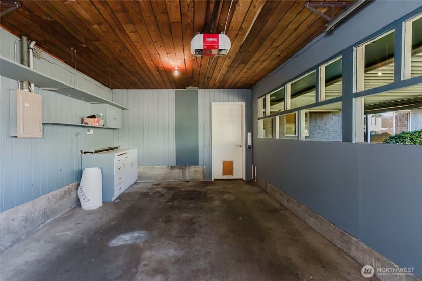 Property photo for 2110 E 17th Street, Bremerton photo 31