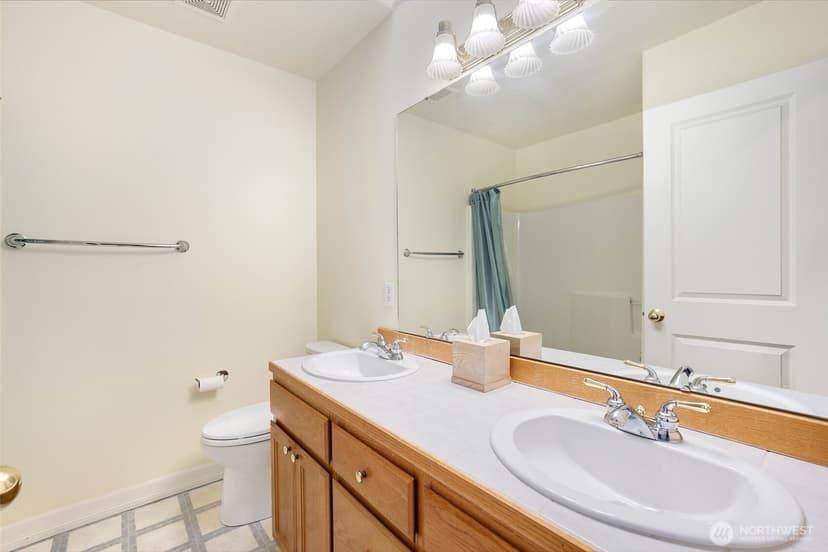 Property photo for 2726 9th Street SW, Puyallup photo 31