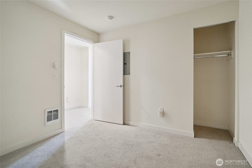 Property photo for 321 10th Avenue S #613, Seattle photo 16