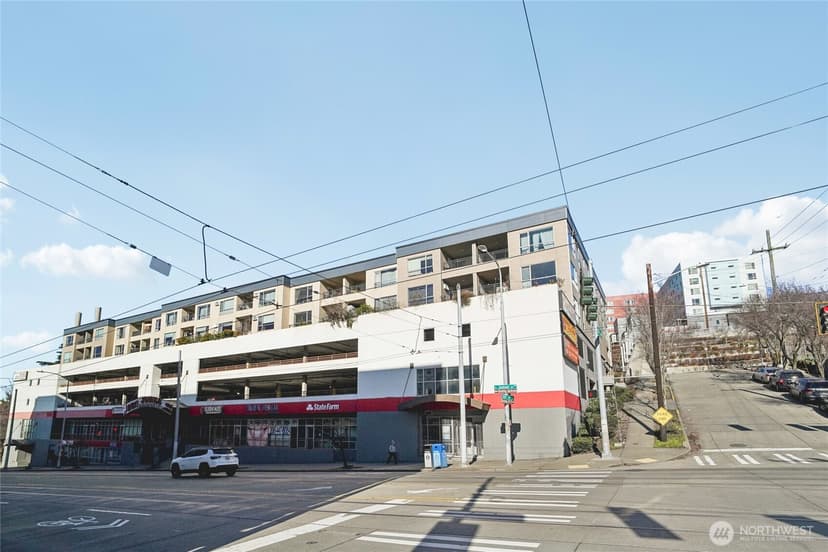 Property photo for 321 10th Avenue S #613, Seattle