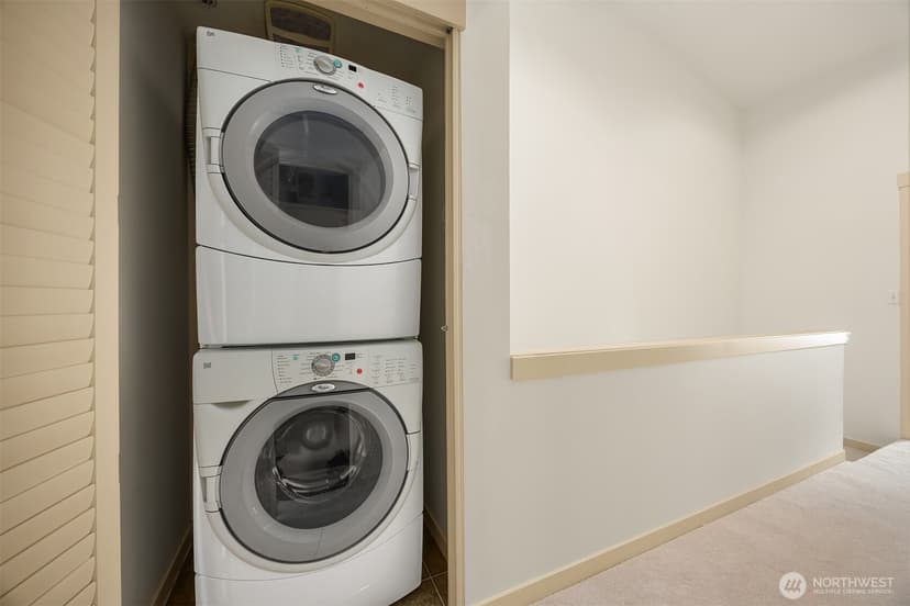 Property photo for 1848 NE Kenyon Court, Issaquah photo 26