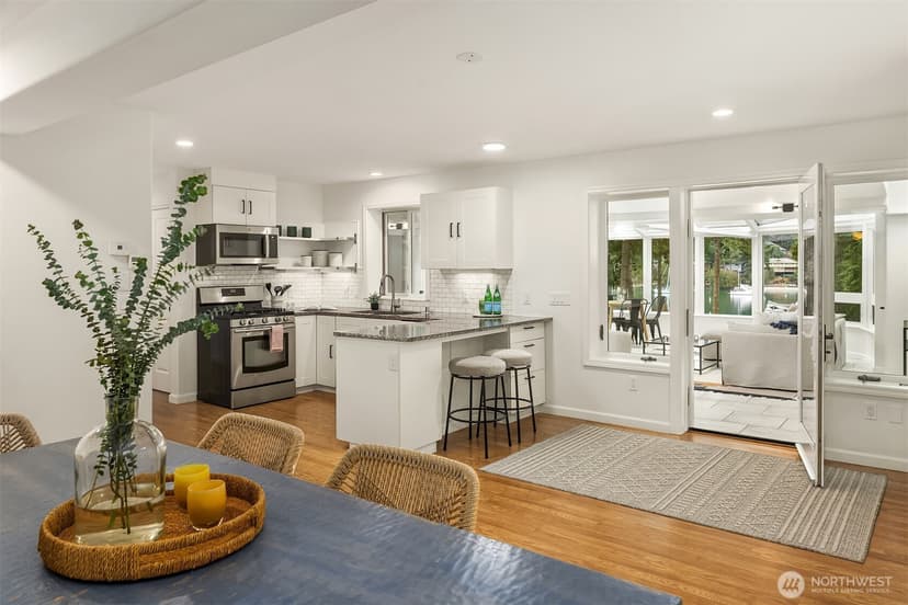 Property photo for 11710 Arrow Point Drive NE, Bainbridge Island photo 23