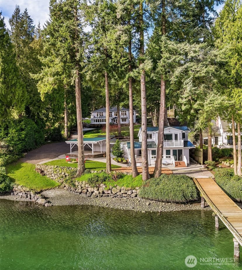 Property photo for 11710 Arrow Point Drive NE, Bainbridge Island photo 2