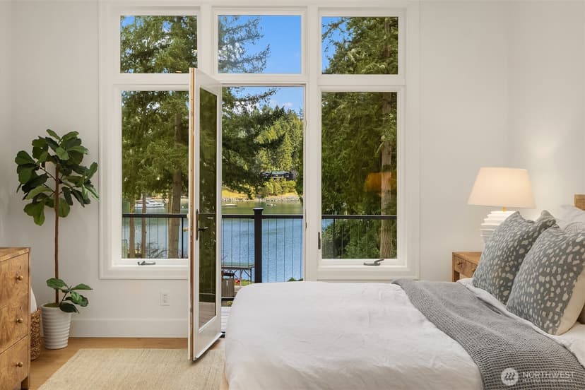 Property photo for 11710 Arrow Point Drive NE, Bainbridge Island photo 15