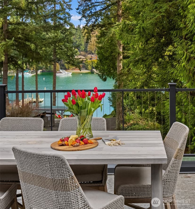 Property photo for 11710 Arrow Point Drive NE, Bainbridge Island photo 12