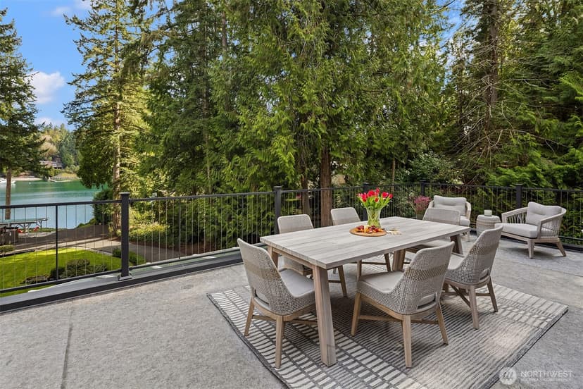 Property photo for 11710 Arrow Point Drive NE, Bainbridge Island photo 11