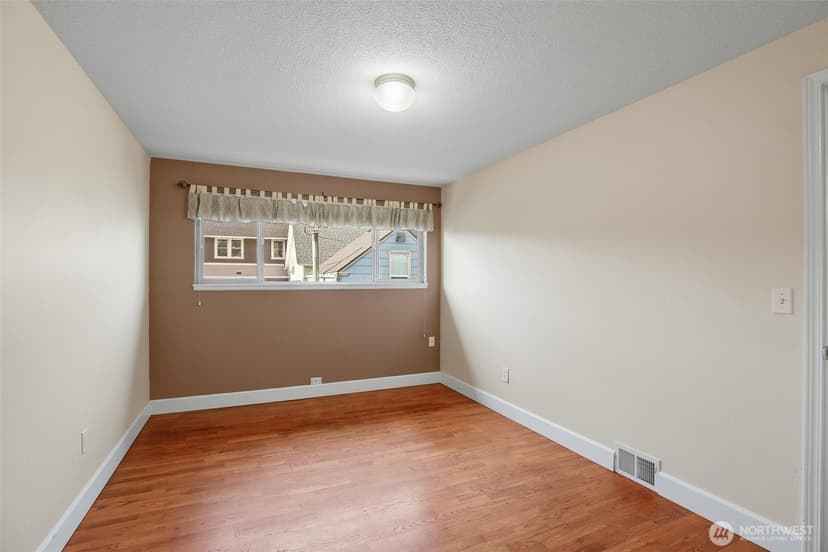 Property photo for 708 N L Street #2, Tacoma photo 15