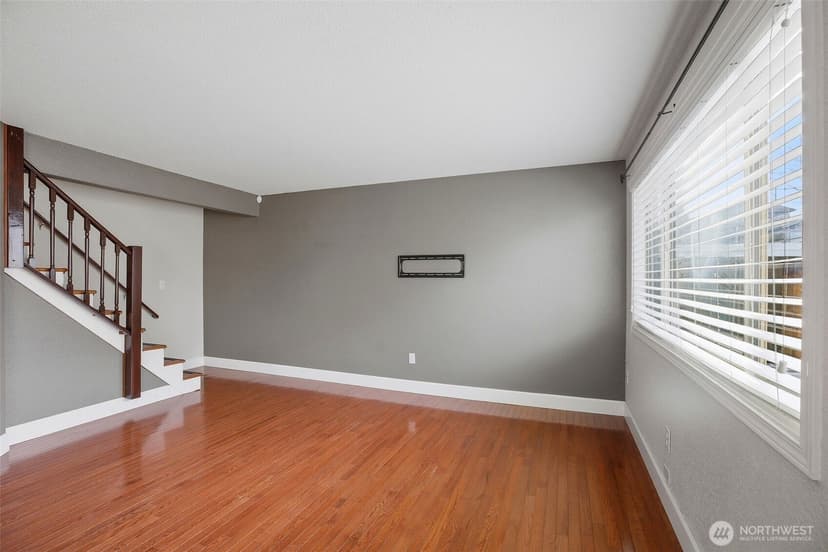 Property photo for 708 N L Street #2, Tacoma photo 5