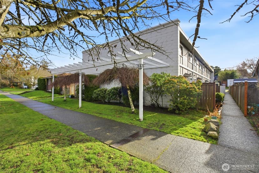 Property photo for 708 N L Street #2, Tacoma photo 3