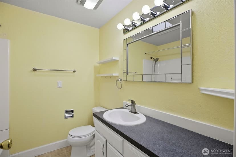 Property photo for 708 N L Street #2, Tacoma photo 16