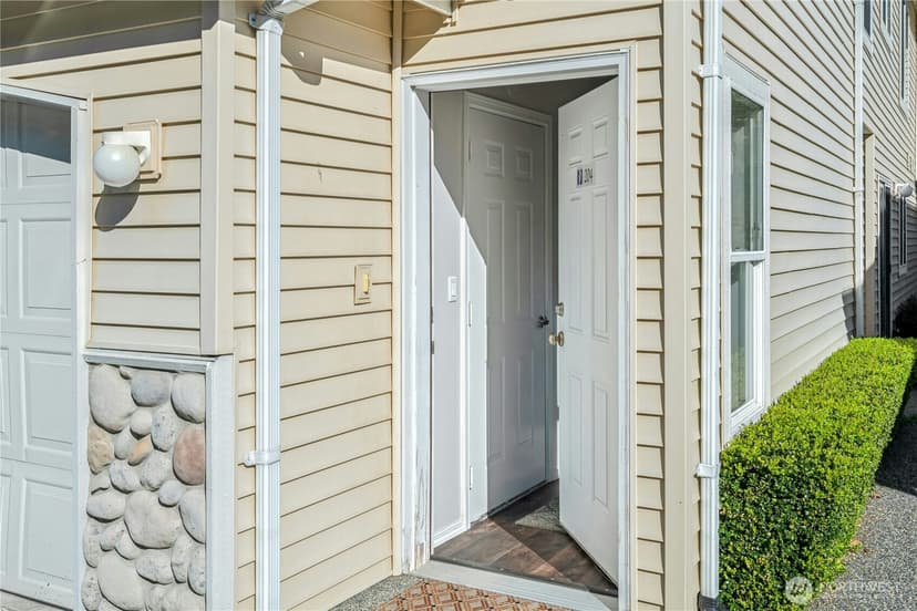 Property photo for 725 SW 115th Street SW #BB 204, Everett photo 25