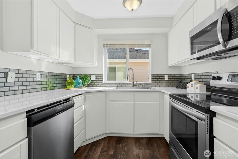 Property photo for 725 SW 115th Street SW #BB 204, Everett photo 9