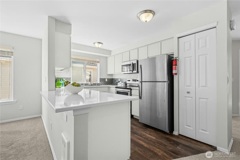 Property photo for 725 SW 115th Street SW #BB 204, Everett photo 11