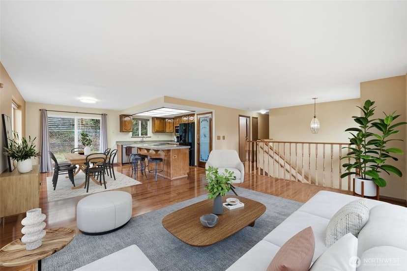 Property photo for 315 Taylor Avenue NW, Renton photo 6
