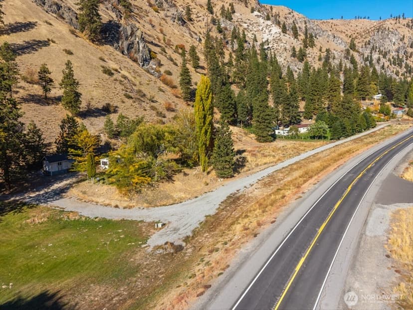 Property photo for 21300 US Highway 97a, Chelan photo 7