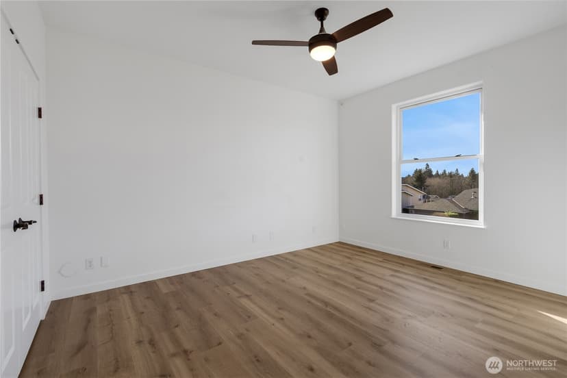 Property photo for 758 Tufts Avenue E, Port Orchard photo 19