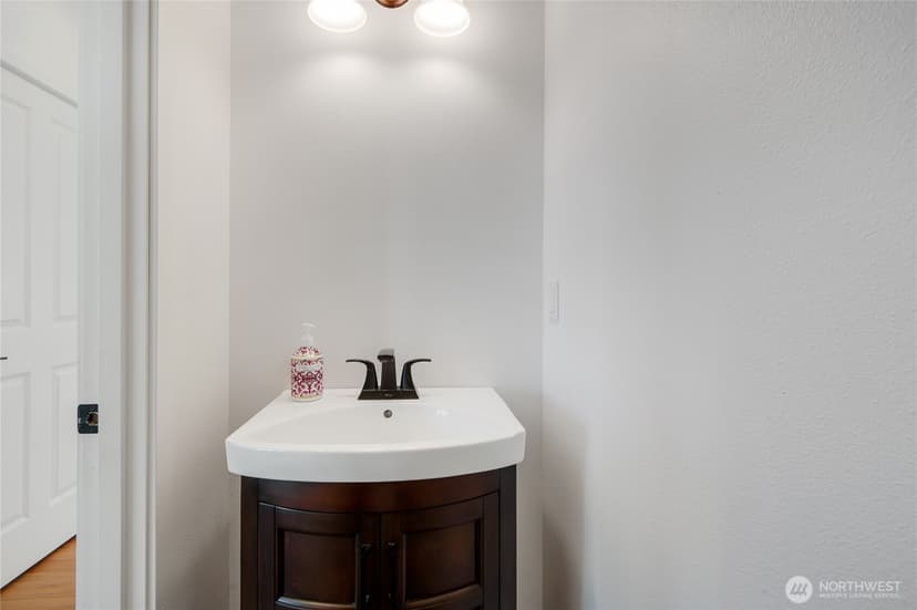 Property photo for 758 Tufts Avenue E, Port Orchard photo 12