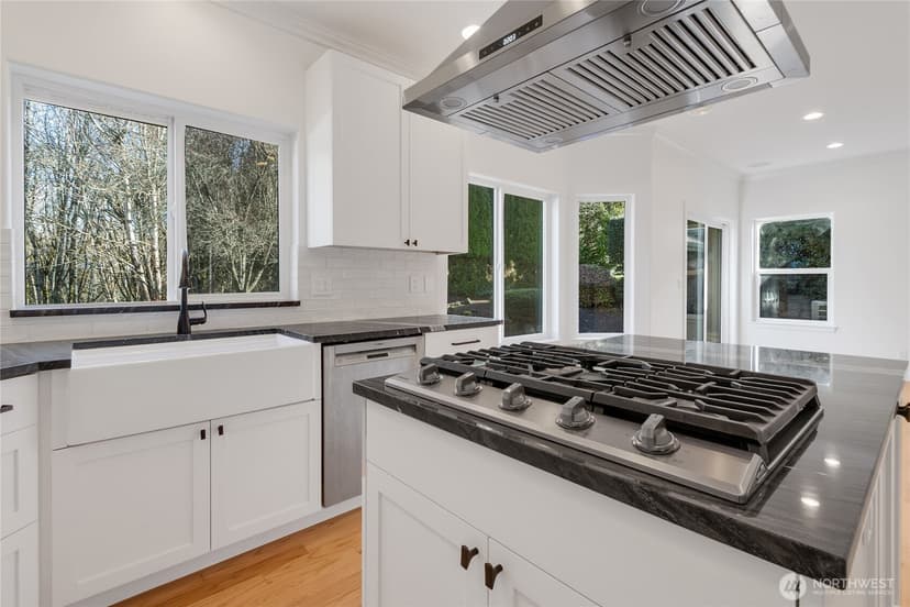 Property photo for 758 Tufts Avenue E, Port Orchard photo 8