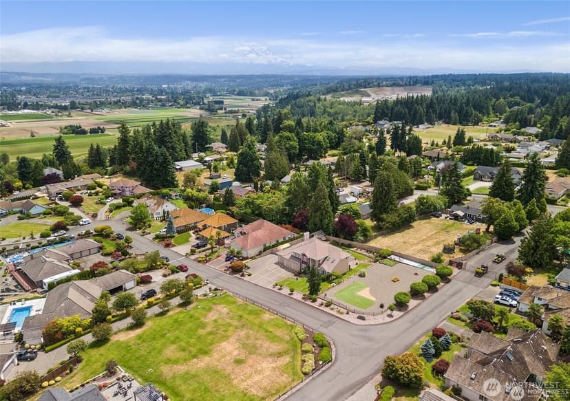 Property photo for 4618 51st Street Ct E, Tacoma photo 39