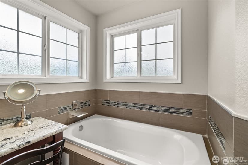 Property photo for 4618 51st Street Ct E, Tacoma photo 19