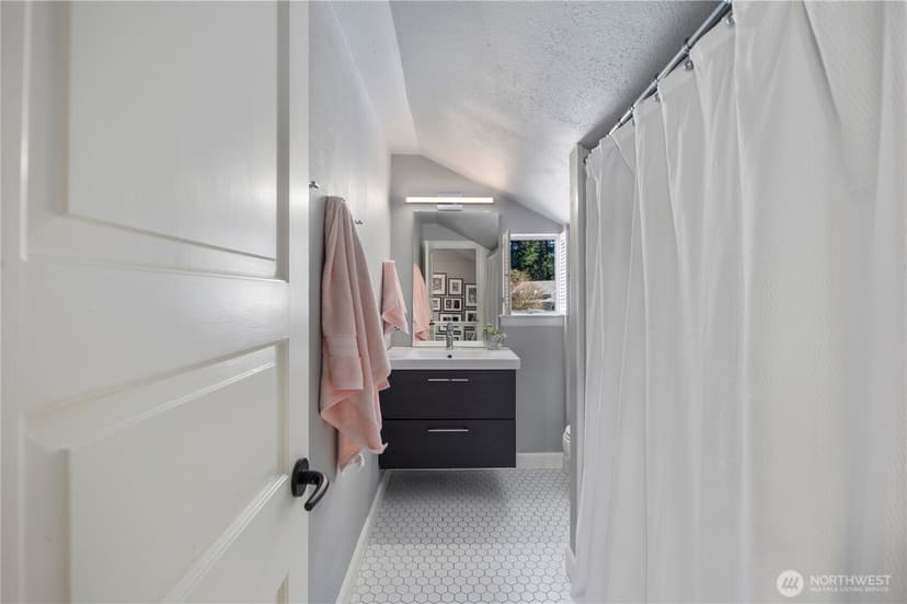 Property photo for 27 Forest Glen Lane SW, Lakewood photo 23