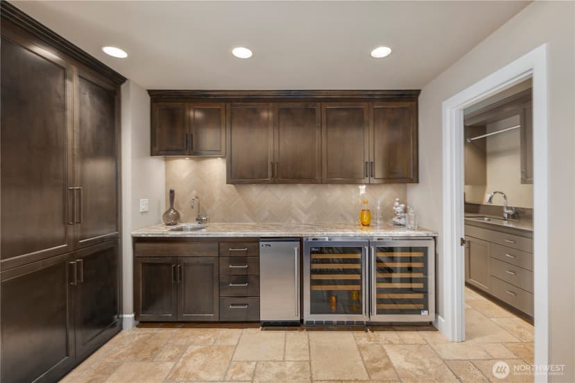 Property photo for 27 Forest Glen Lane SW, Lakewood photo 11