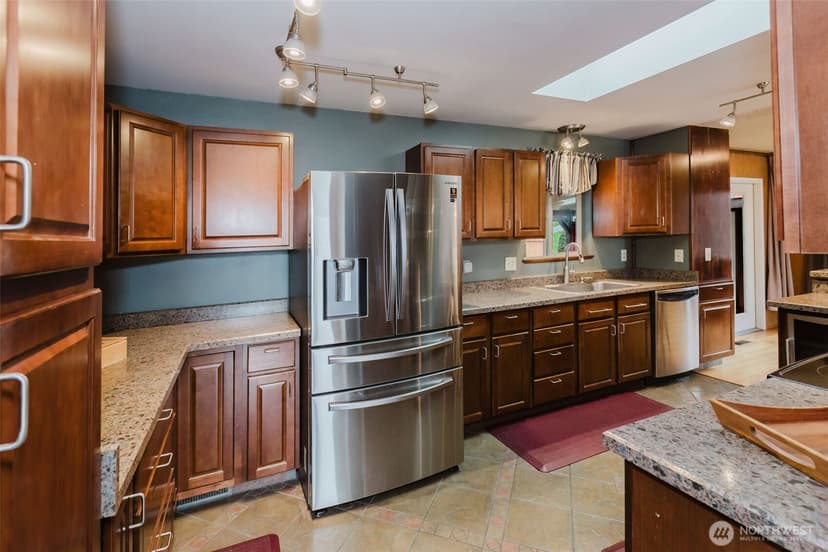 Property photo for 1412 Sheridan Road, Bremerton photo 4