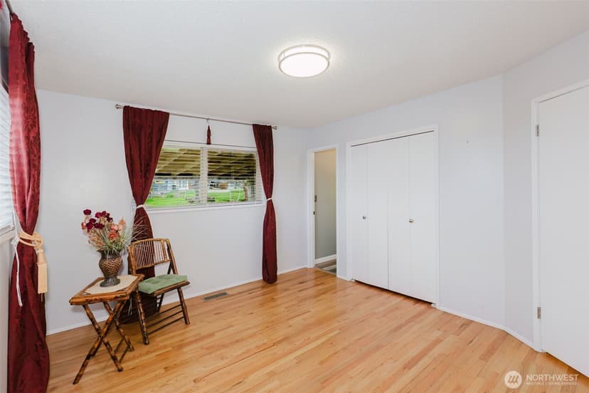Property photo for 1412 Sheridan Road, Bremerton photo 16