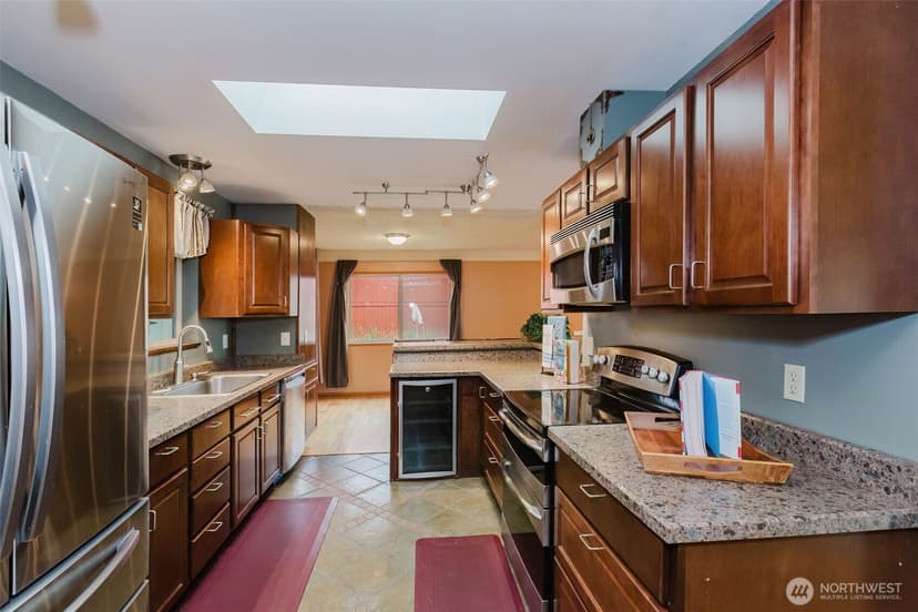 Property photo for 1412 Sheridan Road, Bremerton photo 6