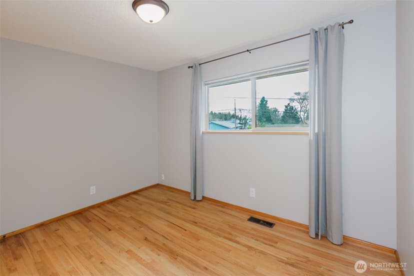 Property photo for 1412 Sheridan Road, Bremerton photo 22