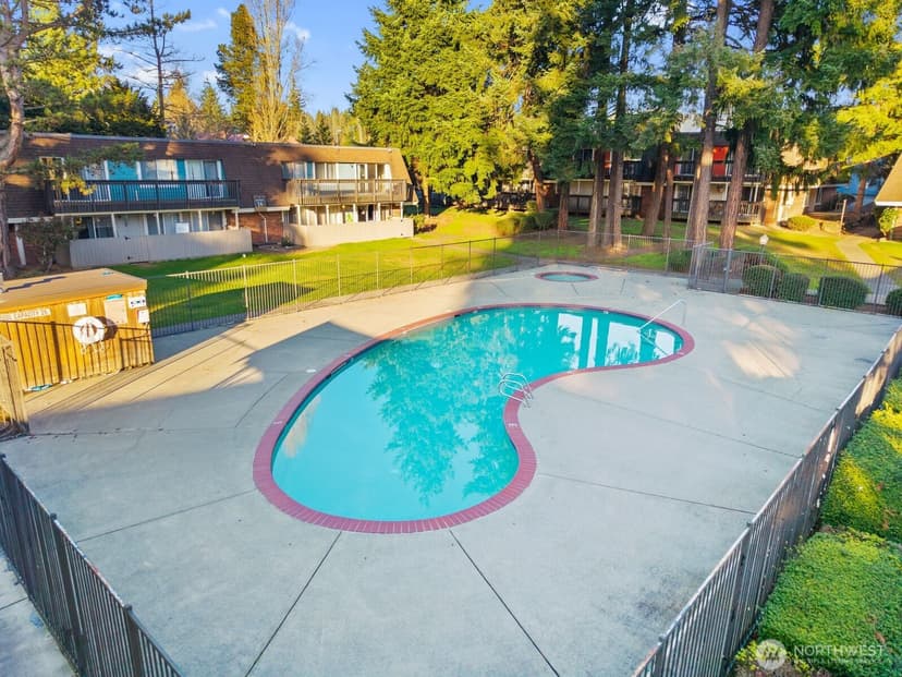 Property photo for 1414 154th Avenue NE #4406, Bellevue photo 31