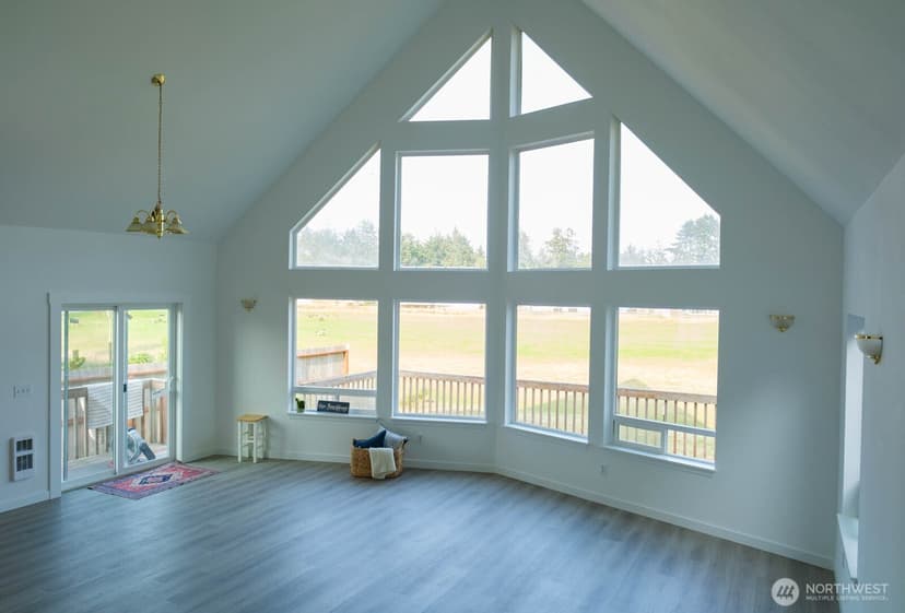 Property photo for 570 Canal Drive NE, Ocean Shores photo 10