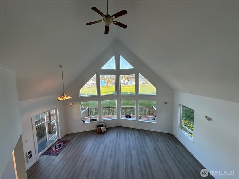 Property photo for 570 Canal Drive NE, Ocean Shores photo 16